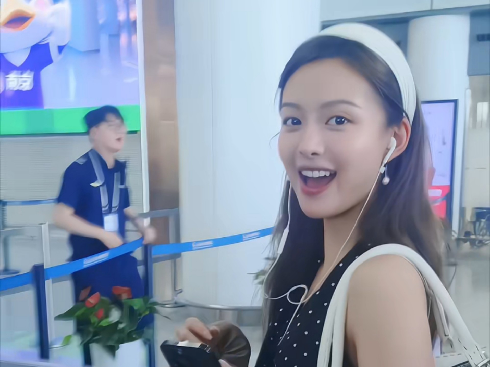 【RED周洛汐】你的手臂好像被蚊子咬了 250906 南京出发