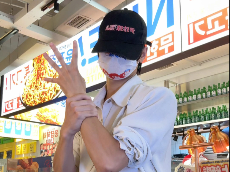 第四个人是怎么出来的？#珍珠摇 #尹珍珠舞蹈挑战大赛 #卡点舞 