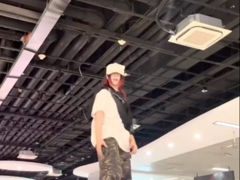 【Boys Planet2】我求你了能不能给贺鑫隆投一票。