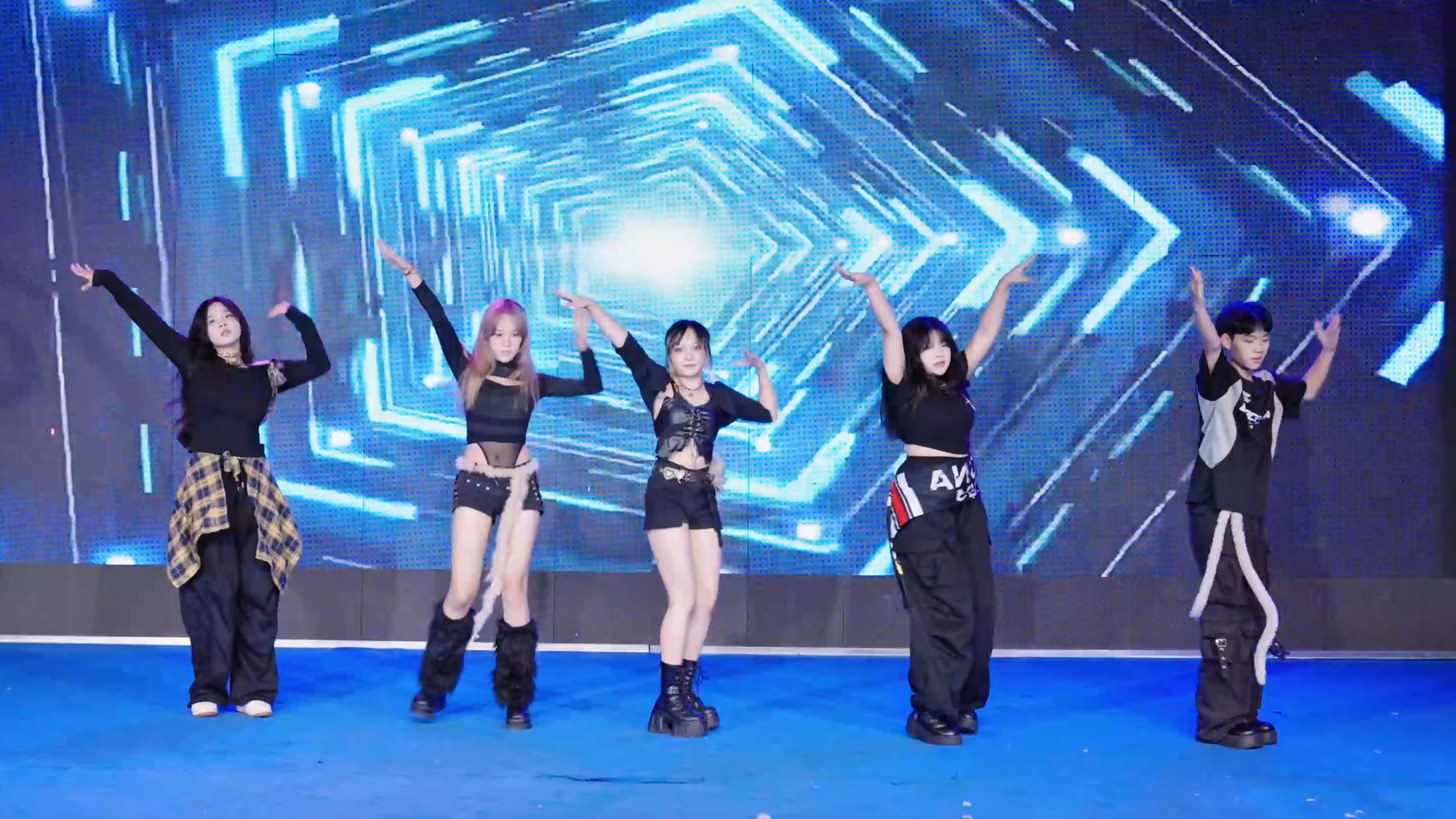 Hands up 2-【脆脆薯角】250728kpop随舞