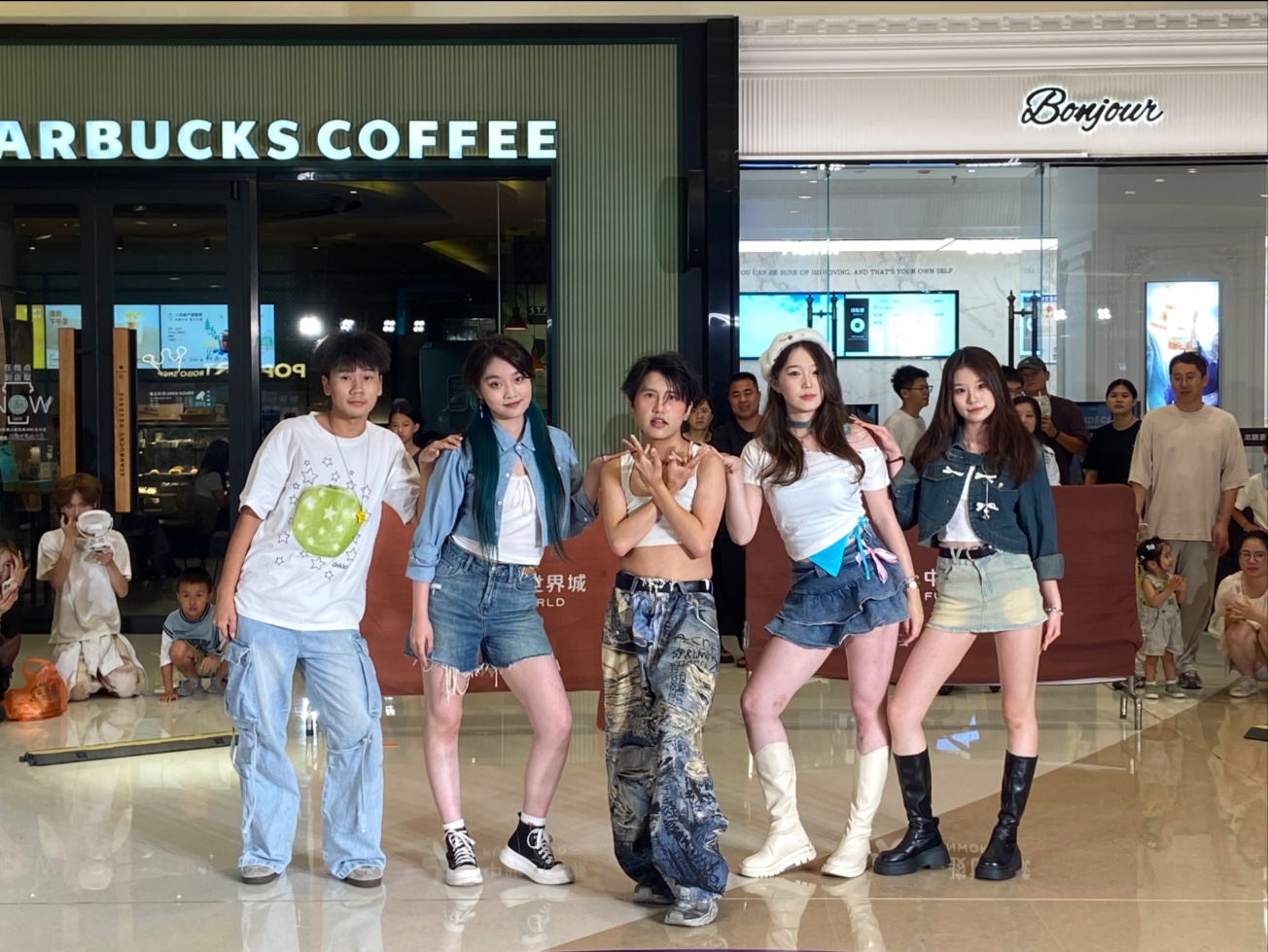 【C.S路演】跪下叫妈妈-queendom