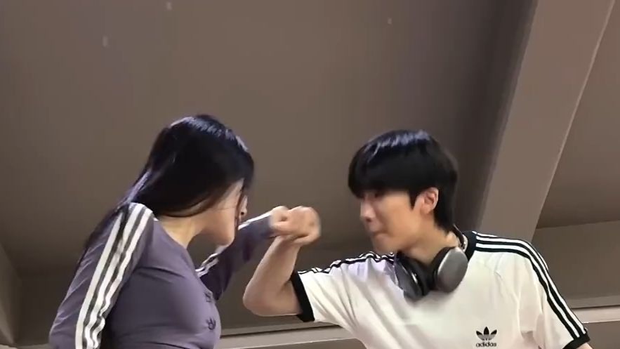 【sugar】请劝劝我男朋友，他说即使疼也要一起出去...