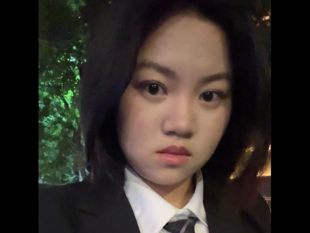 如此美萌之。每日中午才惺忪           下午找乐晚间熬 这般