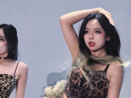 投稿过不了审的舞蹈，终于有机会演了