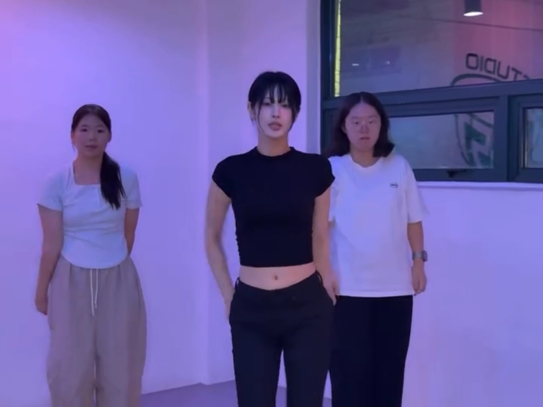 ARTBEAT Hyerim跳SOMI-《CLOSER》