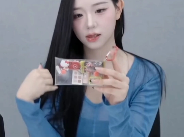 金彩嬿妈咪又来咯