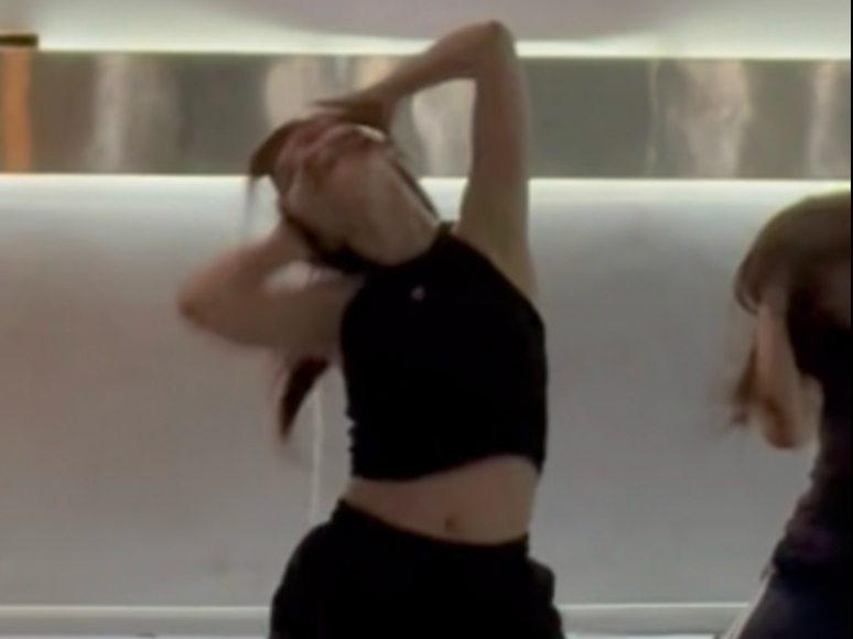 2025练舞记录｜Day57《Fallin out》噗噗编舞