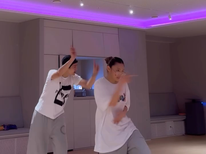 Leejung｜0819 练舞视频 freestyle｜和babyzoo