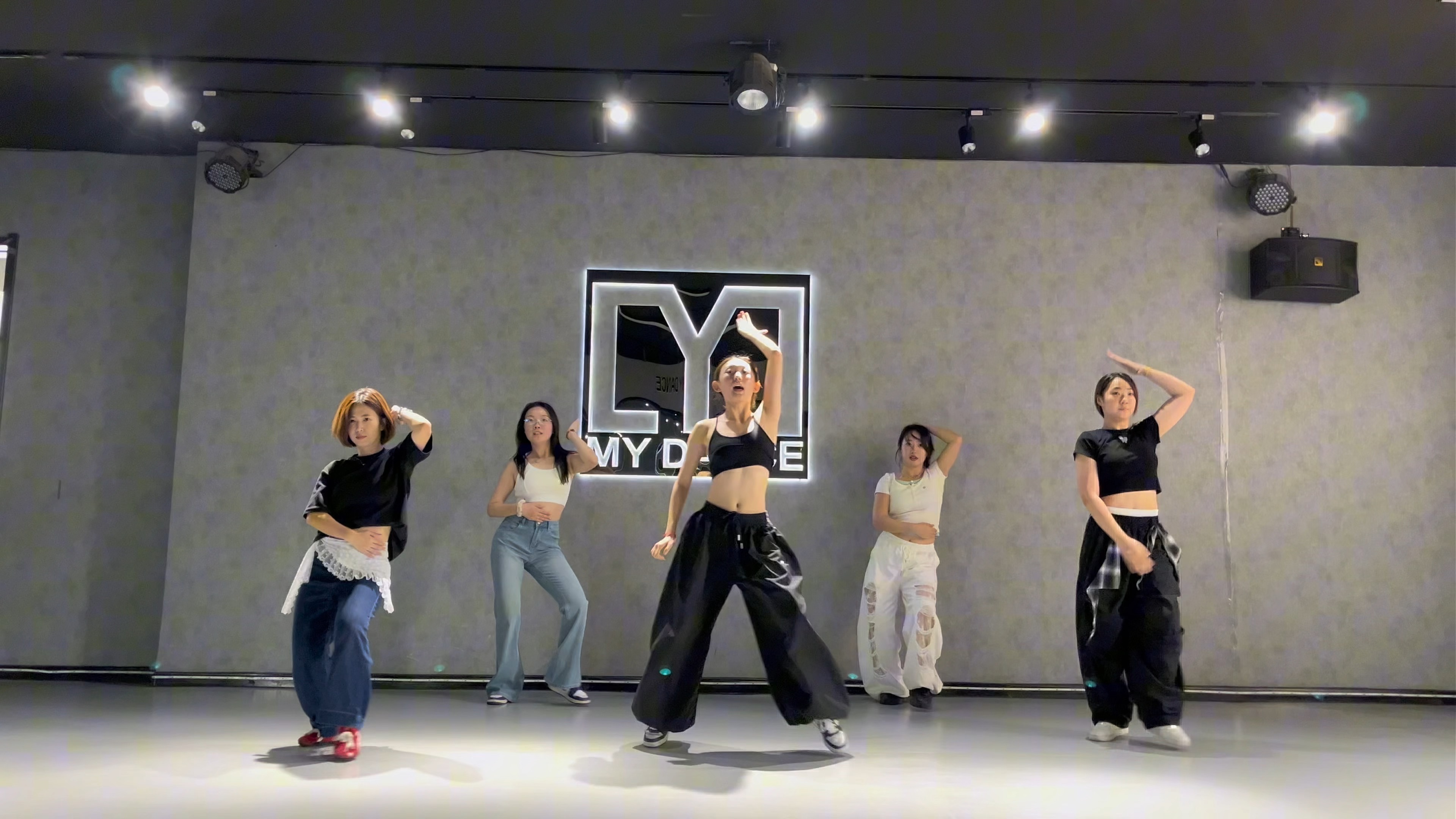 MY常规#Jazz课堂#爵士舞#济南MY舞蹈#侠侠编舞#爱一点