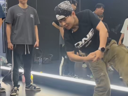 Spark aka girl konkrete 韩国著名KRUMPER Konkretefam成员#