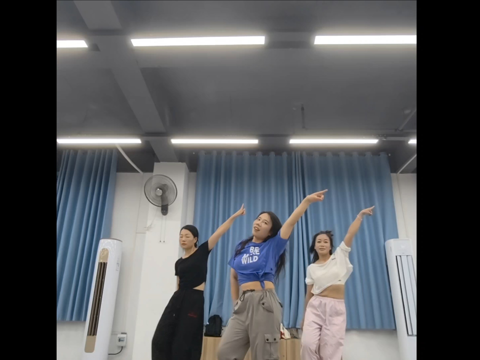 那谁来抱我呢？