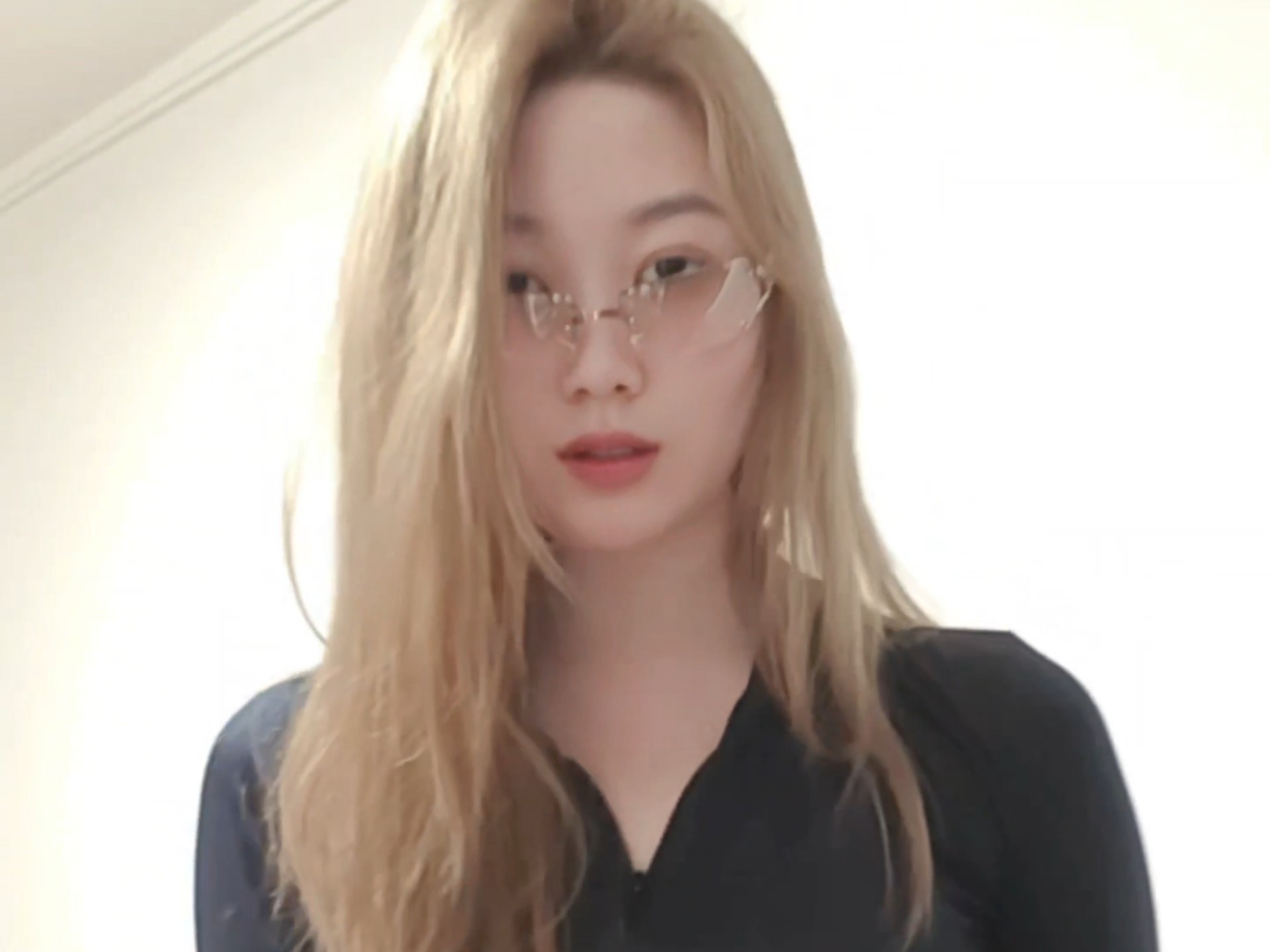 没化妆 但是我觉得好看