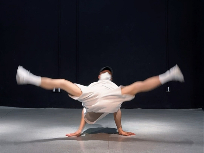 街舞大招托马斯必备的是个体能！快学起来