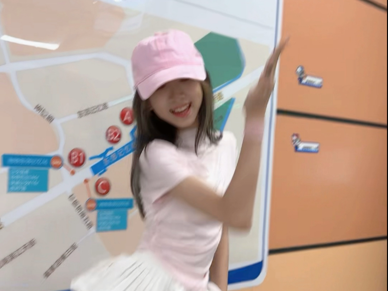 今天是韩系地铁少女跳刀马刀马