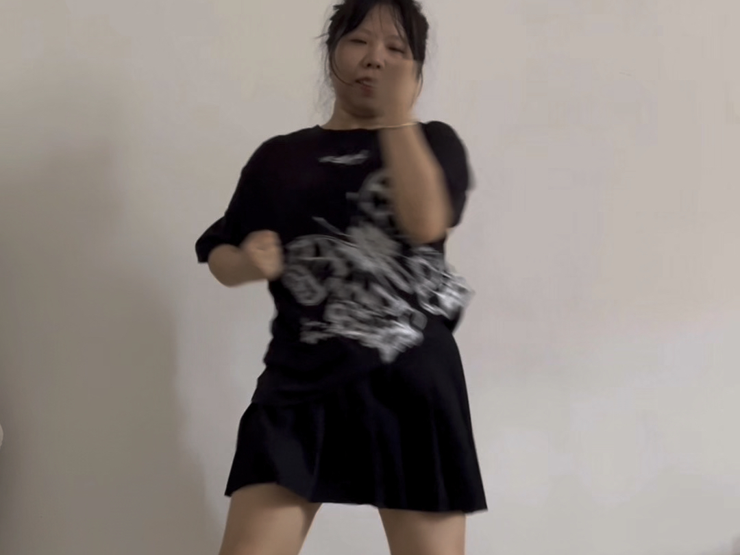 只要心态不抖背后拉链拉不上也稳如狗