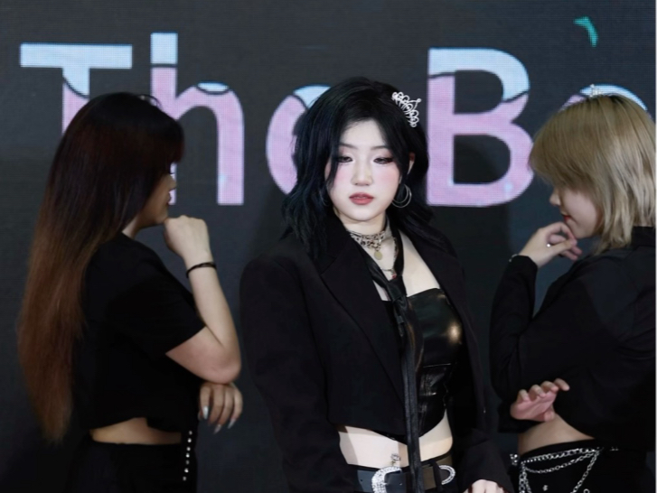 2025还在跳的女帝登顶曲什么水平【the boys】