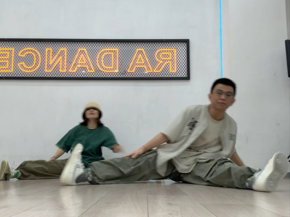 跑步的尽头是躺平 - 跟风RIIZE玩抽象