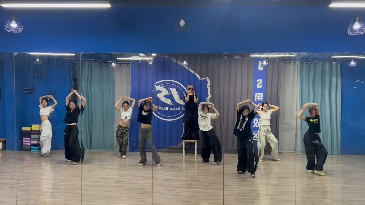 fxckuptheworld 第一节