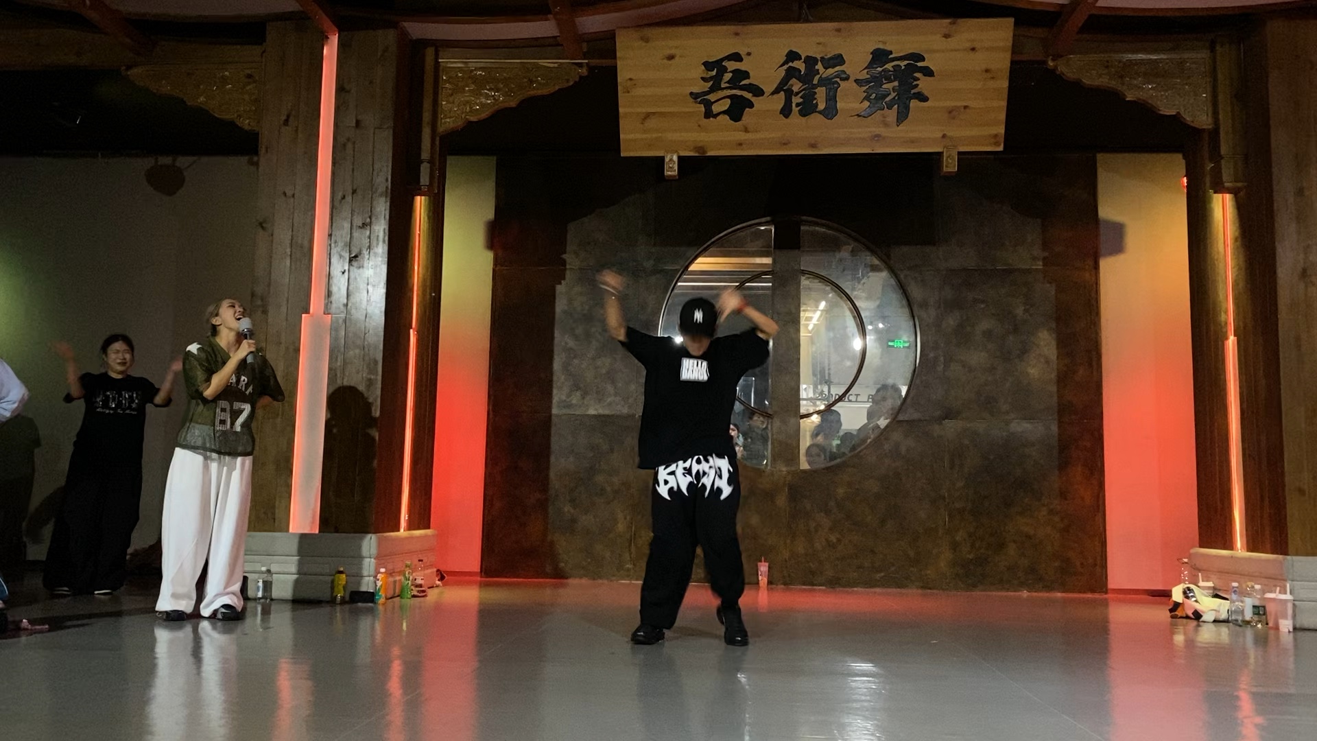 韩露编舞  落地成都！第一次#hellodance 上课！因为热爱所以坚持