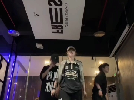 洗牌 小可编舞镜面扒舞用