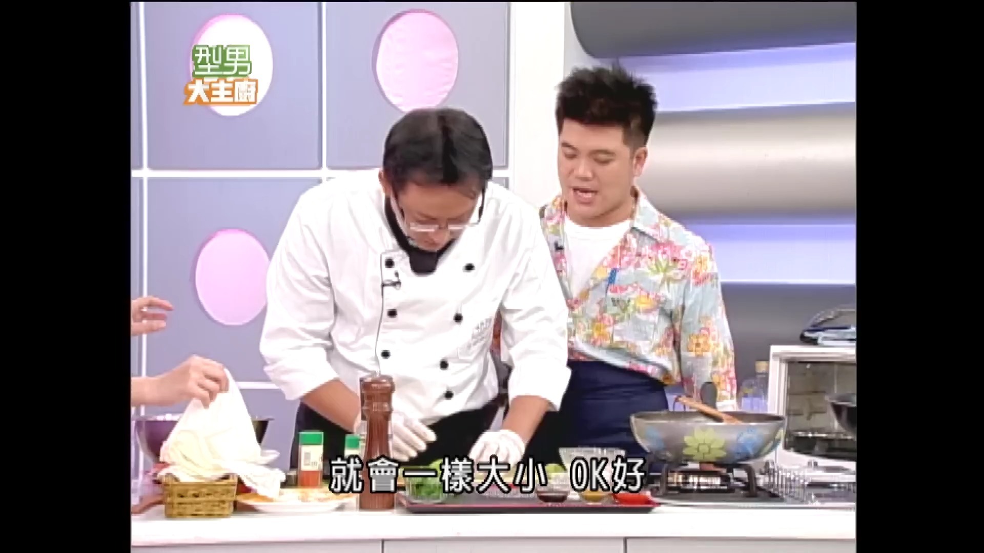馮媛甄只會煮泡麵這次來當助手 阿基師洩題答案呼之欲出 全員