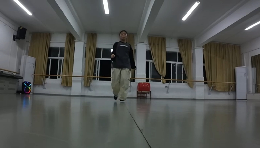 高考结束春风吹中文歌freestyle ，用舞蹈安慰我不安的心