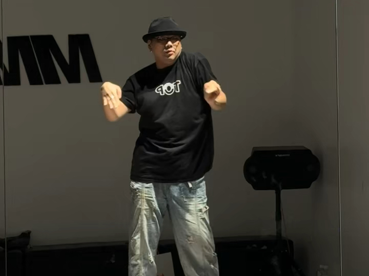 控制练习 跳舞17年了 dammnnnn