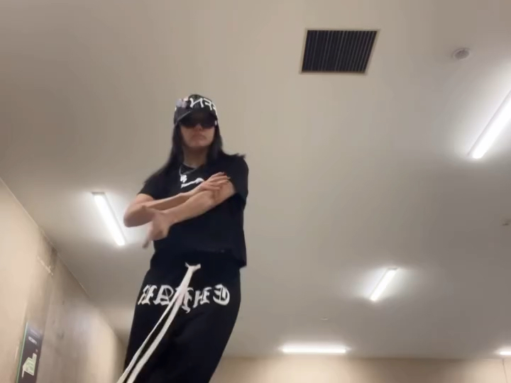 akanen boom dance challenge