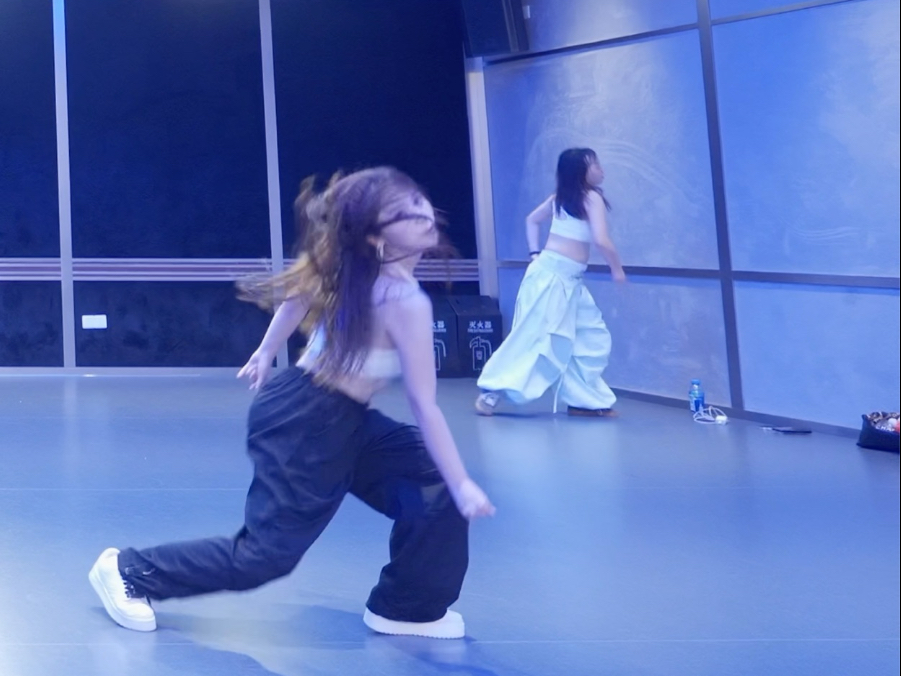 勇闯高级道之跳舞不动脑