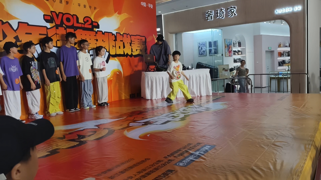 bgirl 瑾仪