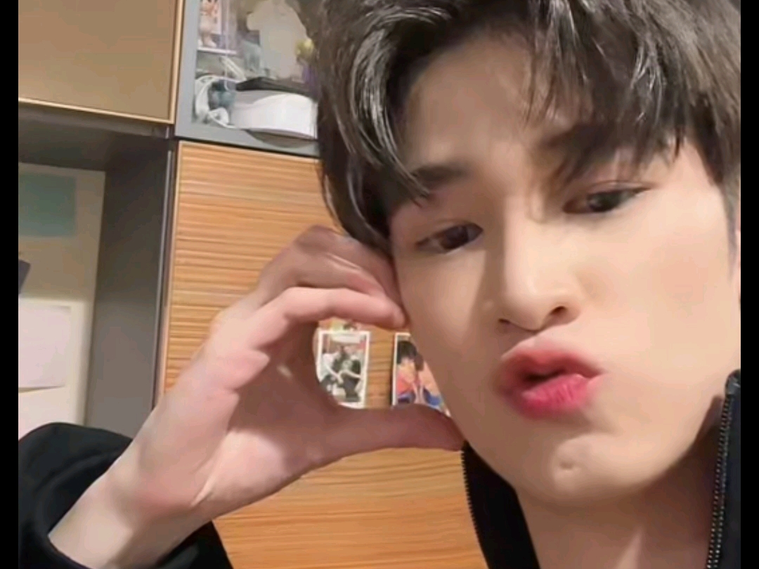 maxnat 奶特真的满屋子都是和lg的点点滴滴