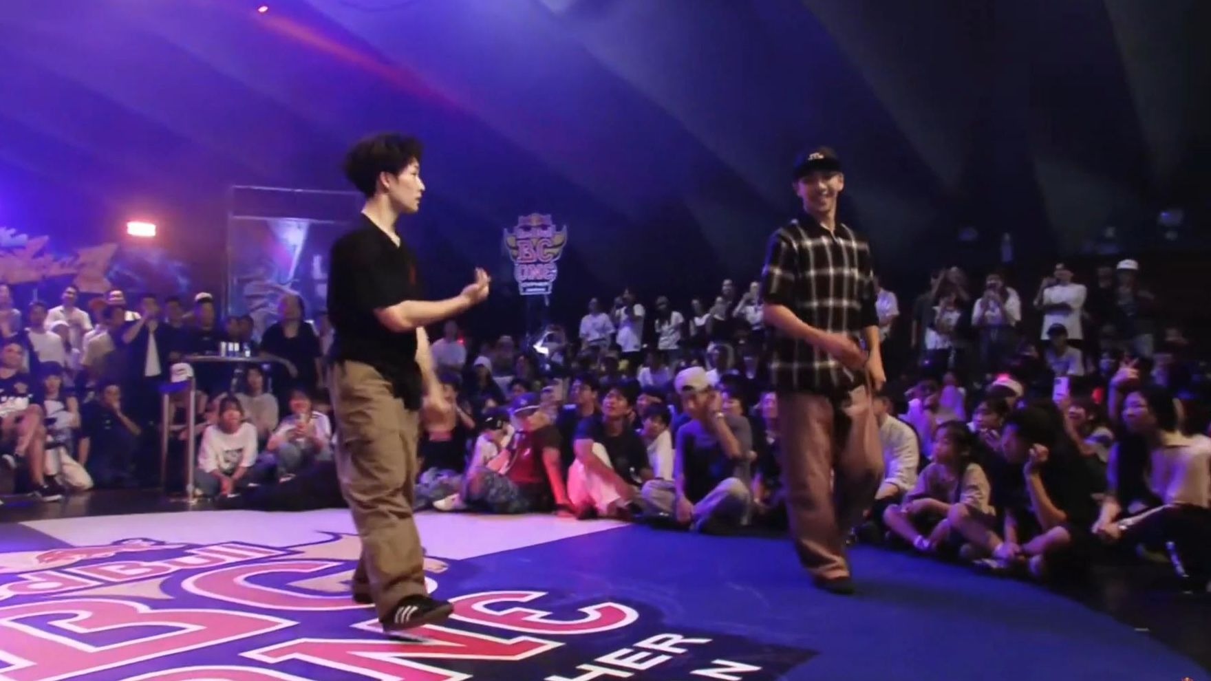 Haruto vs Tsukki ~ Red Bull BC One Cypher Japan 2025 TOP