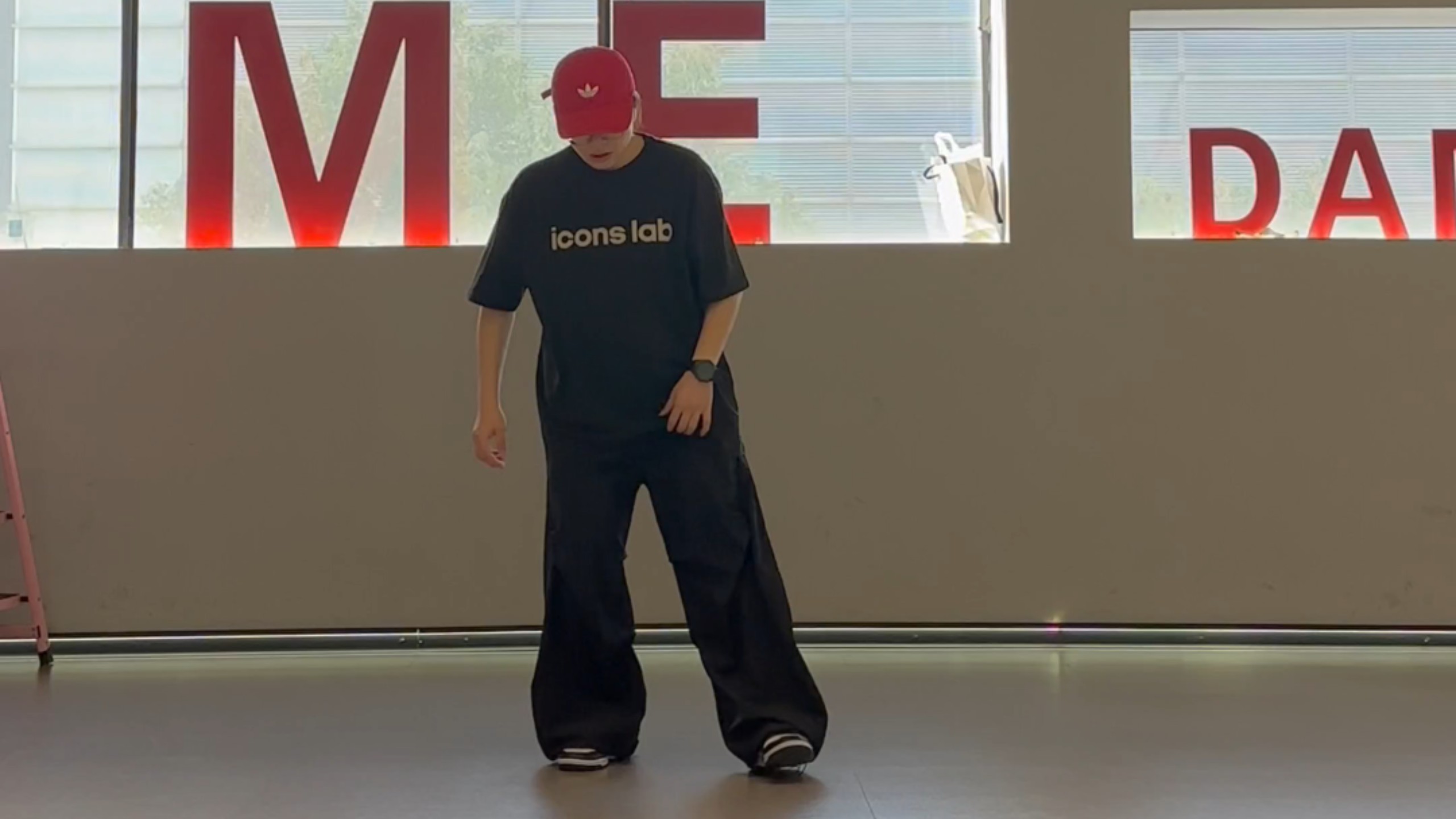 放炮版直拍也是有了