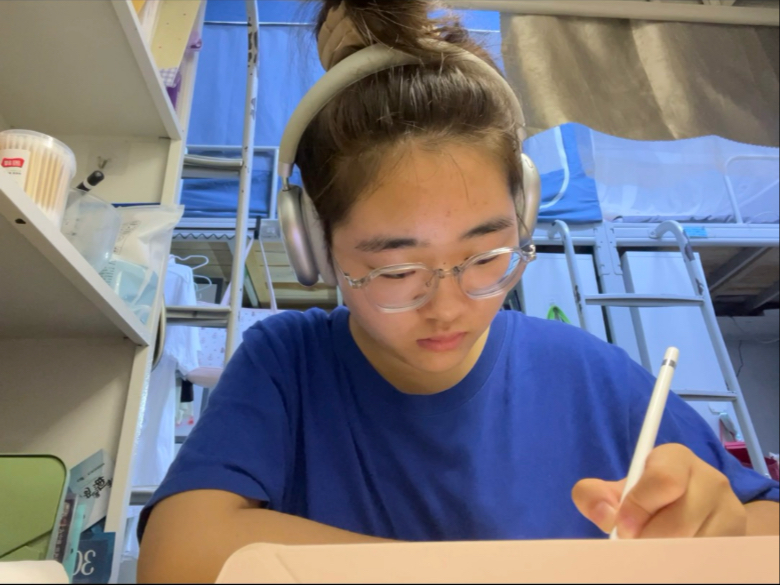 一个期末周u003Eu003C