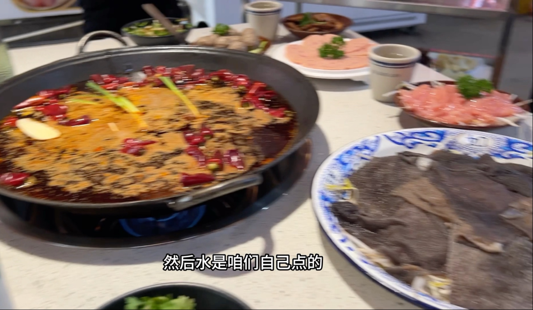 做餐饮店一直都没休息，今天终于给自己放半天假出去玩耍