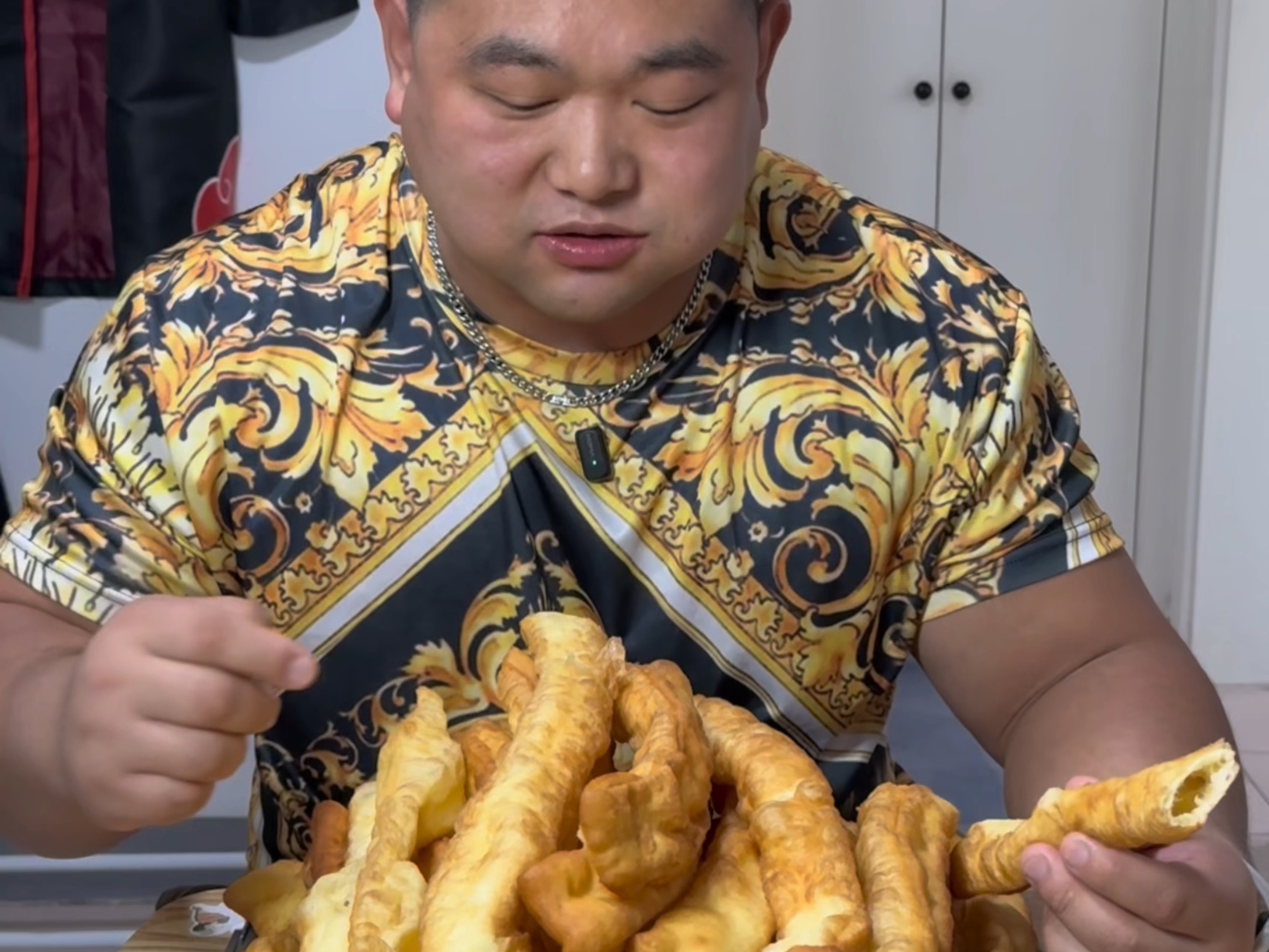 37根油条不过如此，全网首位挑战成功！味真足族长该让位了@良子