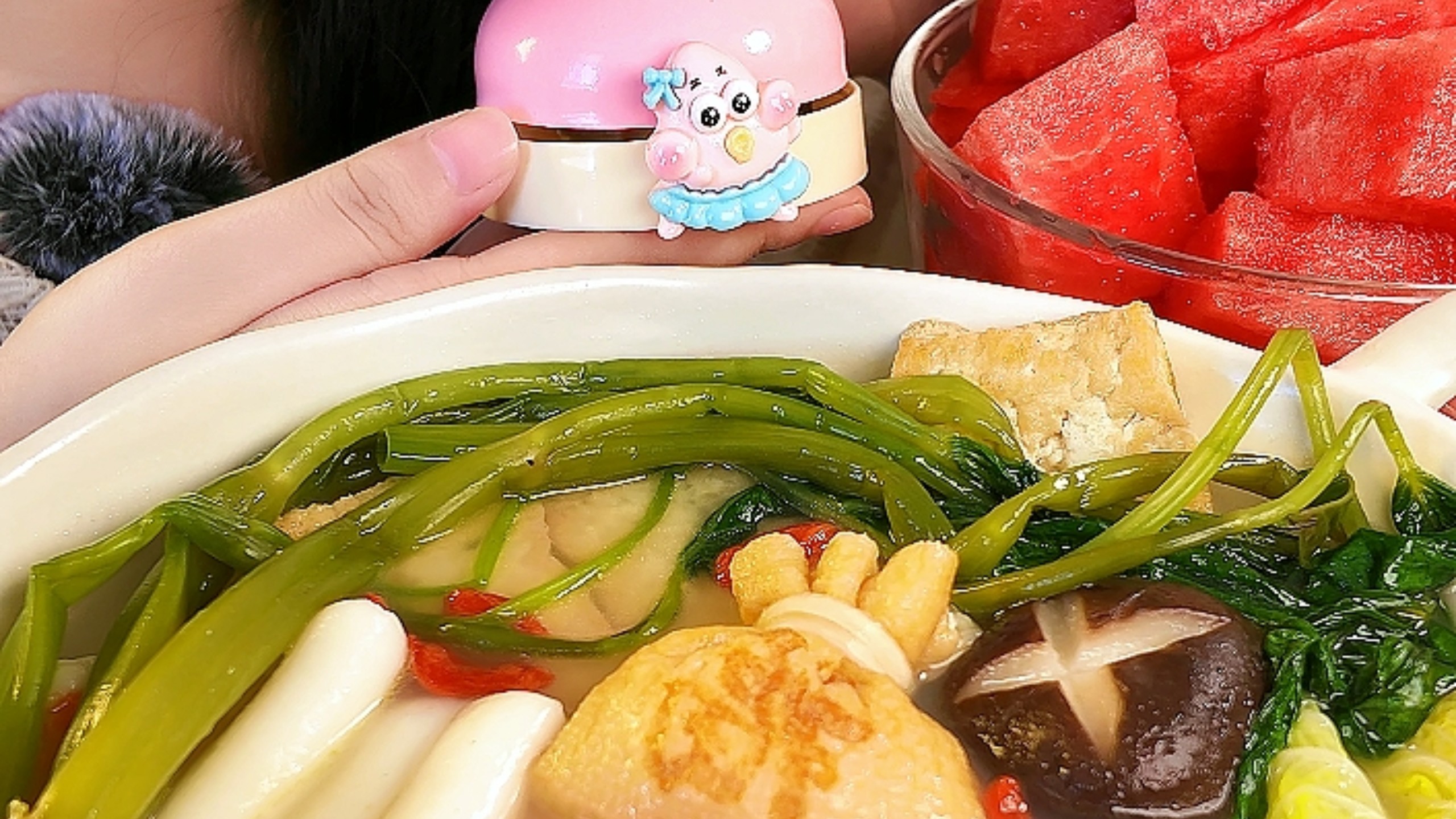 超鲜菌菇豆腐煎蛋蔬菜汤➕清甜多汁切块大西瓜