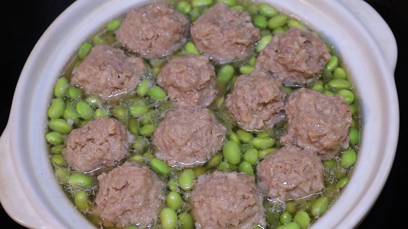 浓缩的鲜味“毛豆蒸肉丸”做法简单、强烈推荐！