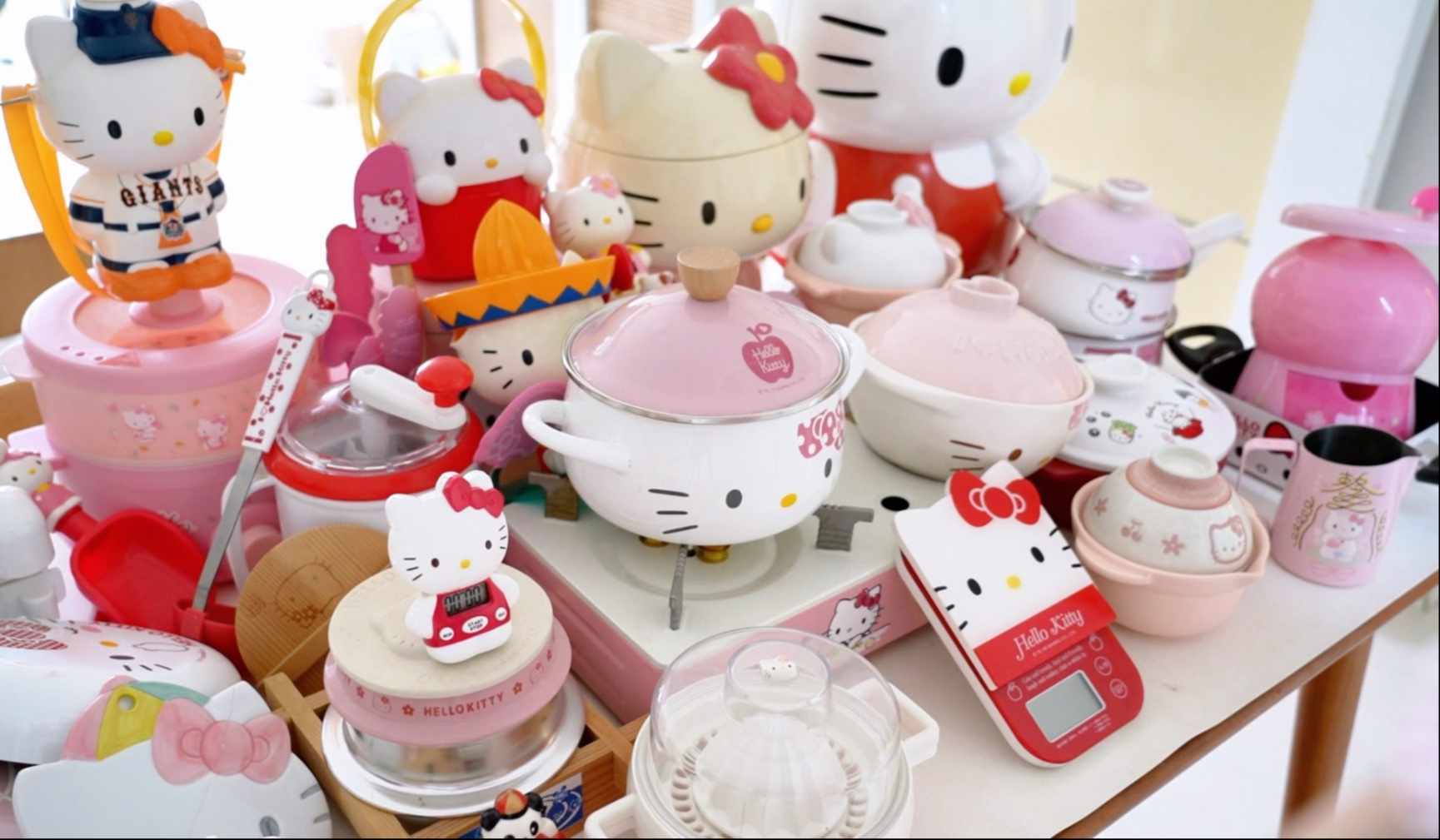 关于我家厨房里的hello kitty第一弹～厨具篇