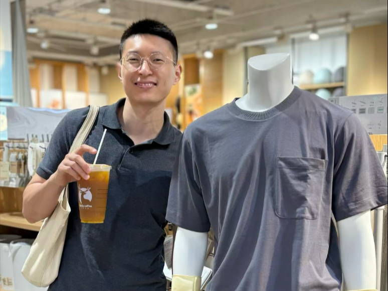 平静的日子都是好日子，快快乐乐，吃麻麻香～