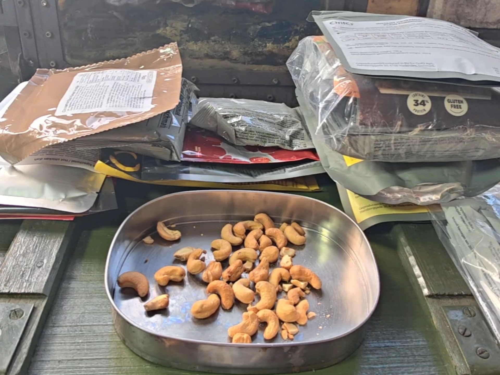 末日废土美食之荷兰单兵口粮