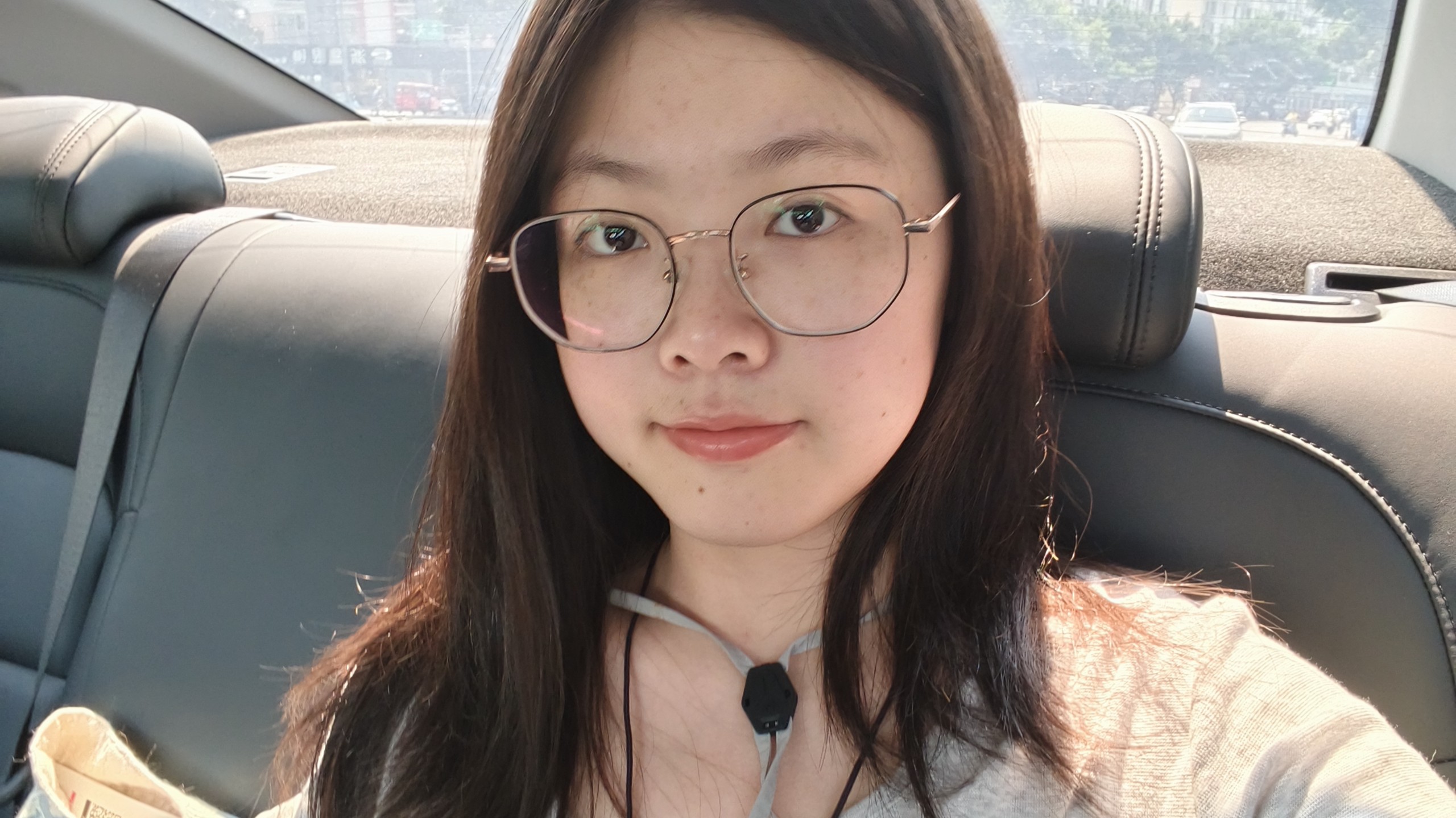 做饭vlog.提问：自己做的饭里吃到头发怎么办？