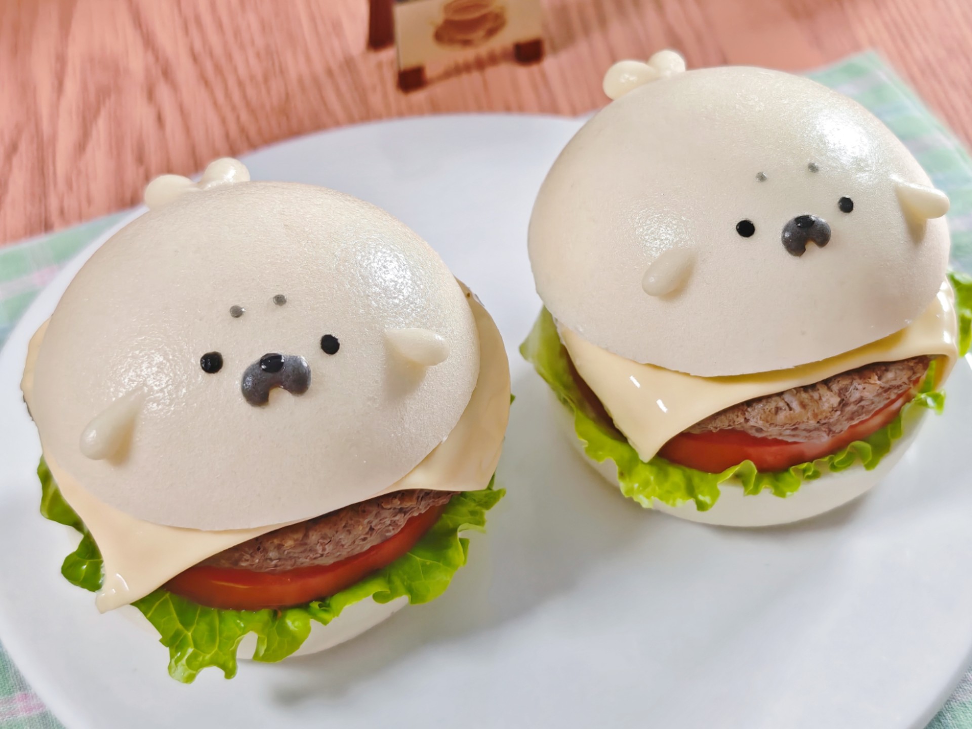 超好吃!小海豹馒头牛肉堡