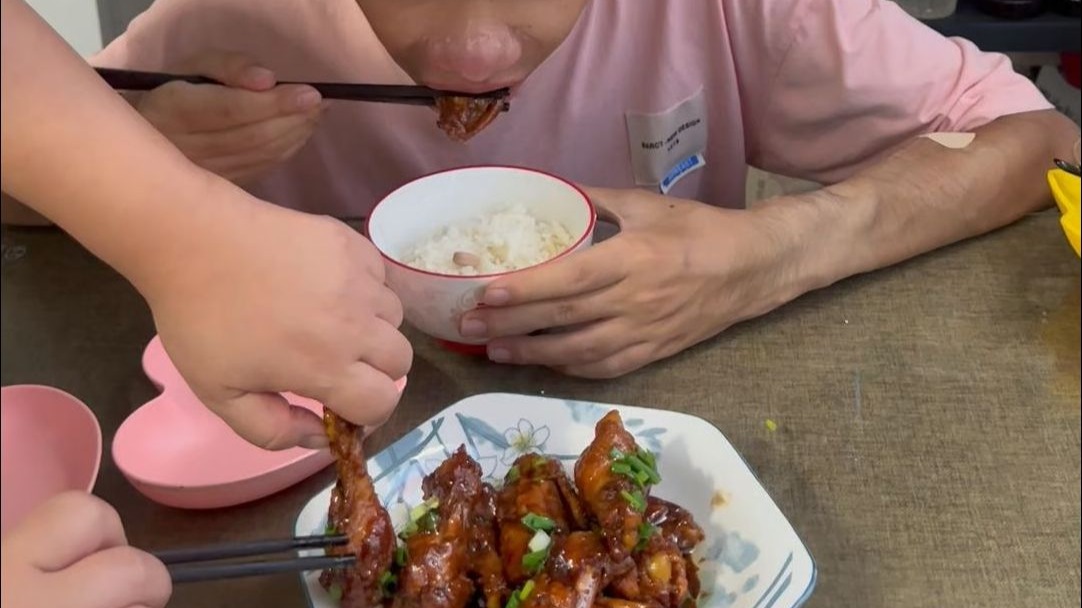 简单不用可乐的红烧鸡翅做法来啦~