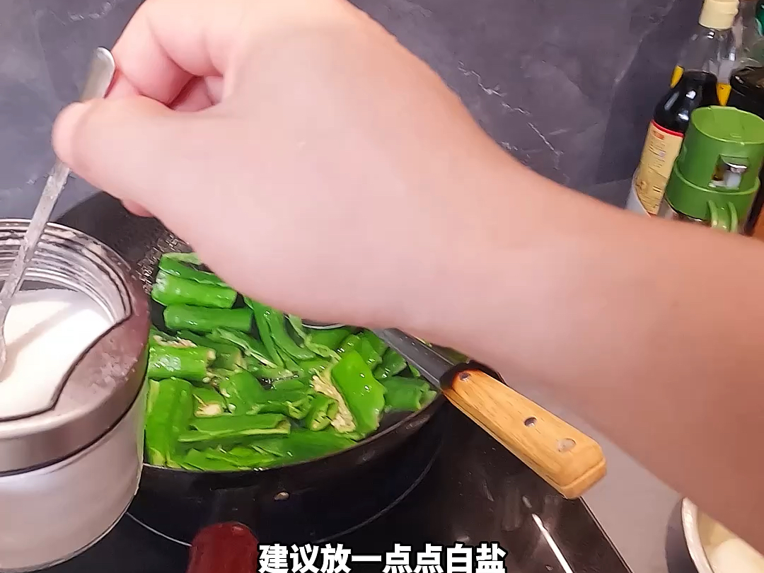 兄弟姐妹们，开饭咯！
