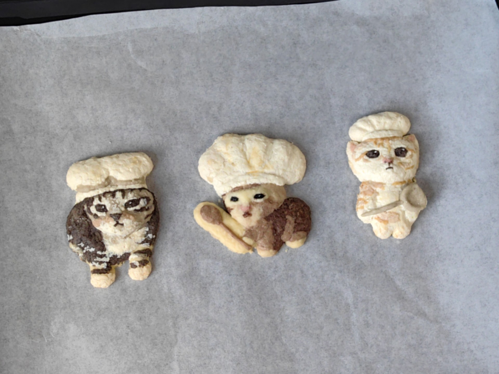 猫meme美食｜爆肝七小时制作厨师小猫头像饼干