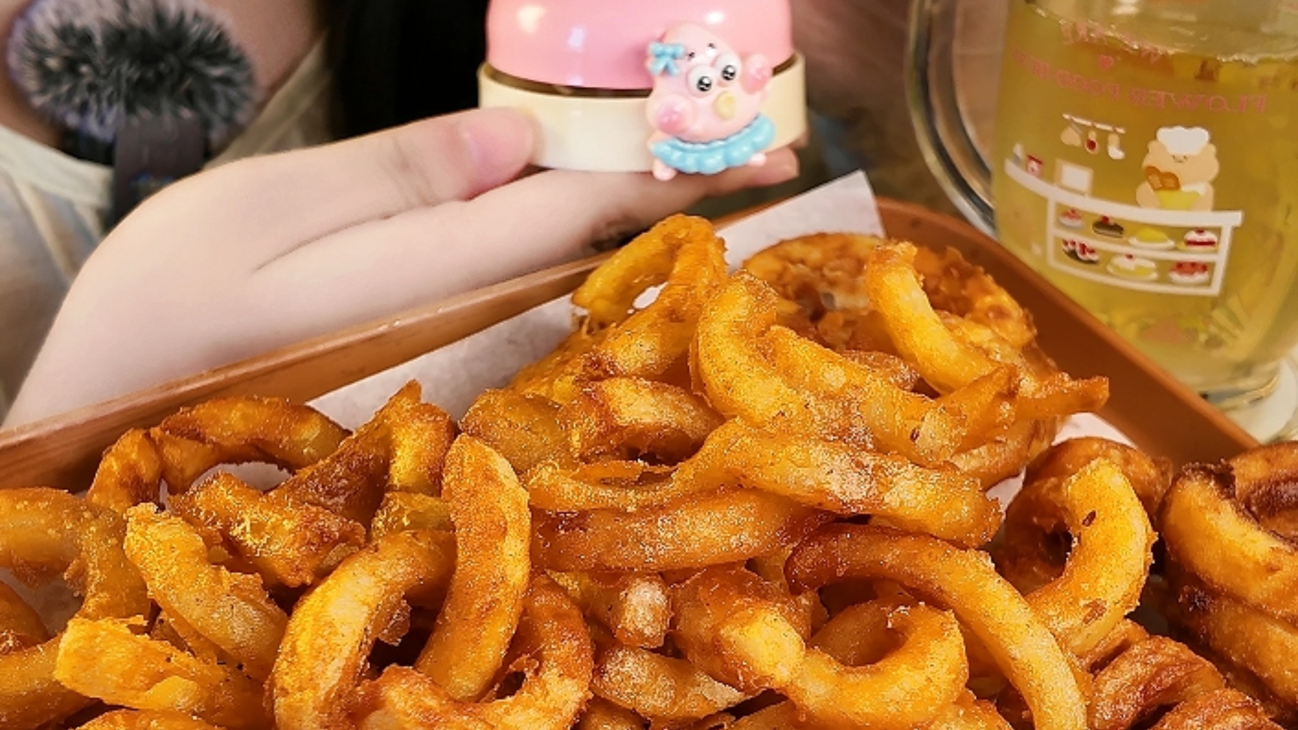 卷卷薯条声控来喽 (ૢ˃ꌂ˂⁎)