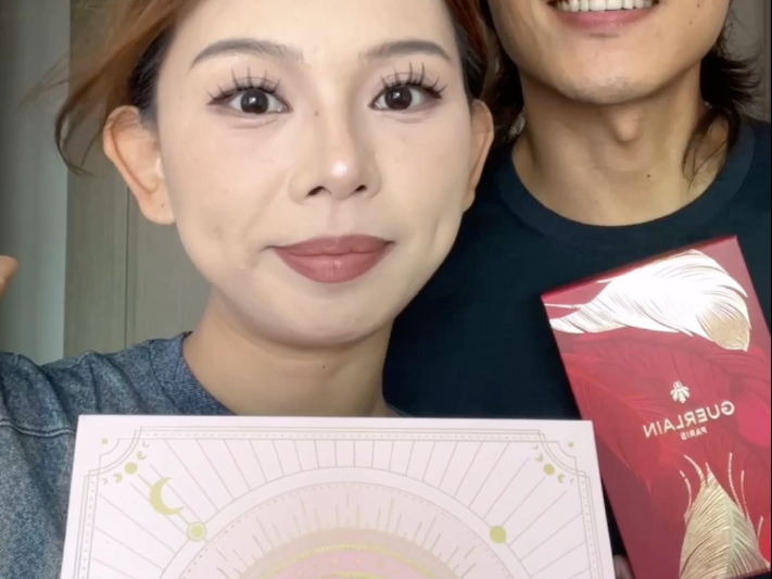 试试新色｜两个礼盒姐妹们家属快瞅瞅 第一次试jiao兰 还有卡姿