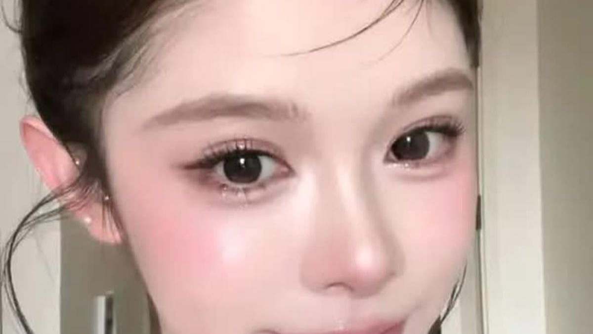 透明感丸子头妆淡淡透透的!色调统一极度舒适