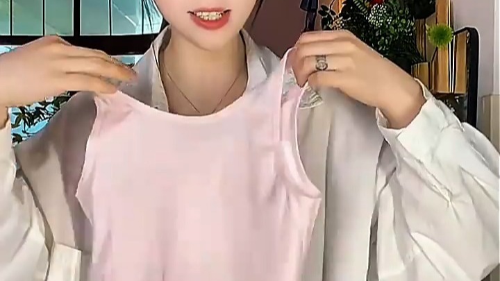 纯棉小背心少女文胸，舒适透气，夏日必备。